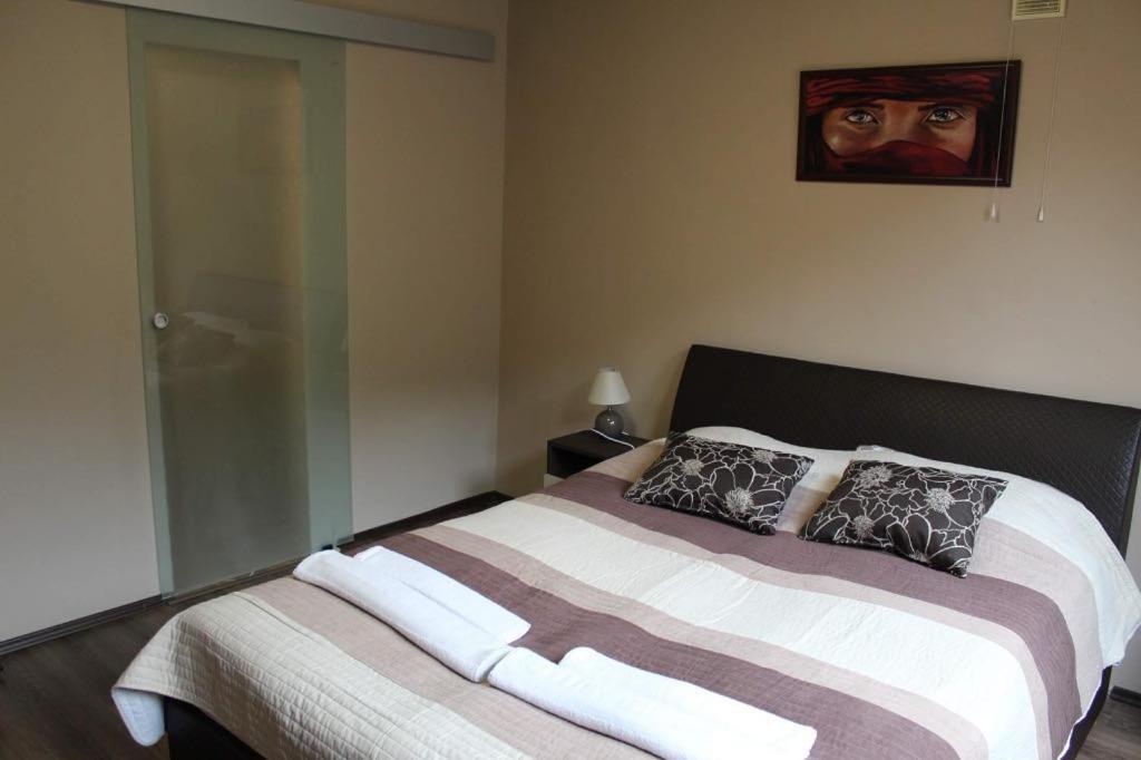 Chill House Apartment Miskolc Ngoại thất bức ảnh