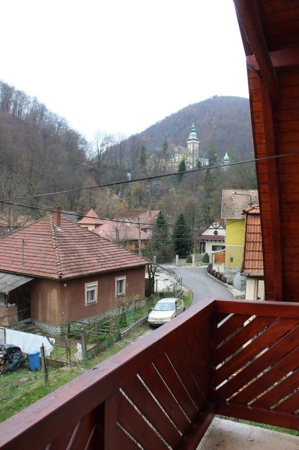 Chill House Apartment Miskolc Ngoại thất bức ảnh